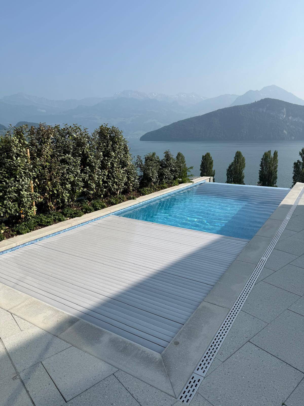TILESTONE Automatic Slatted Pool Covers
